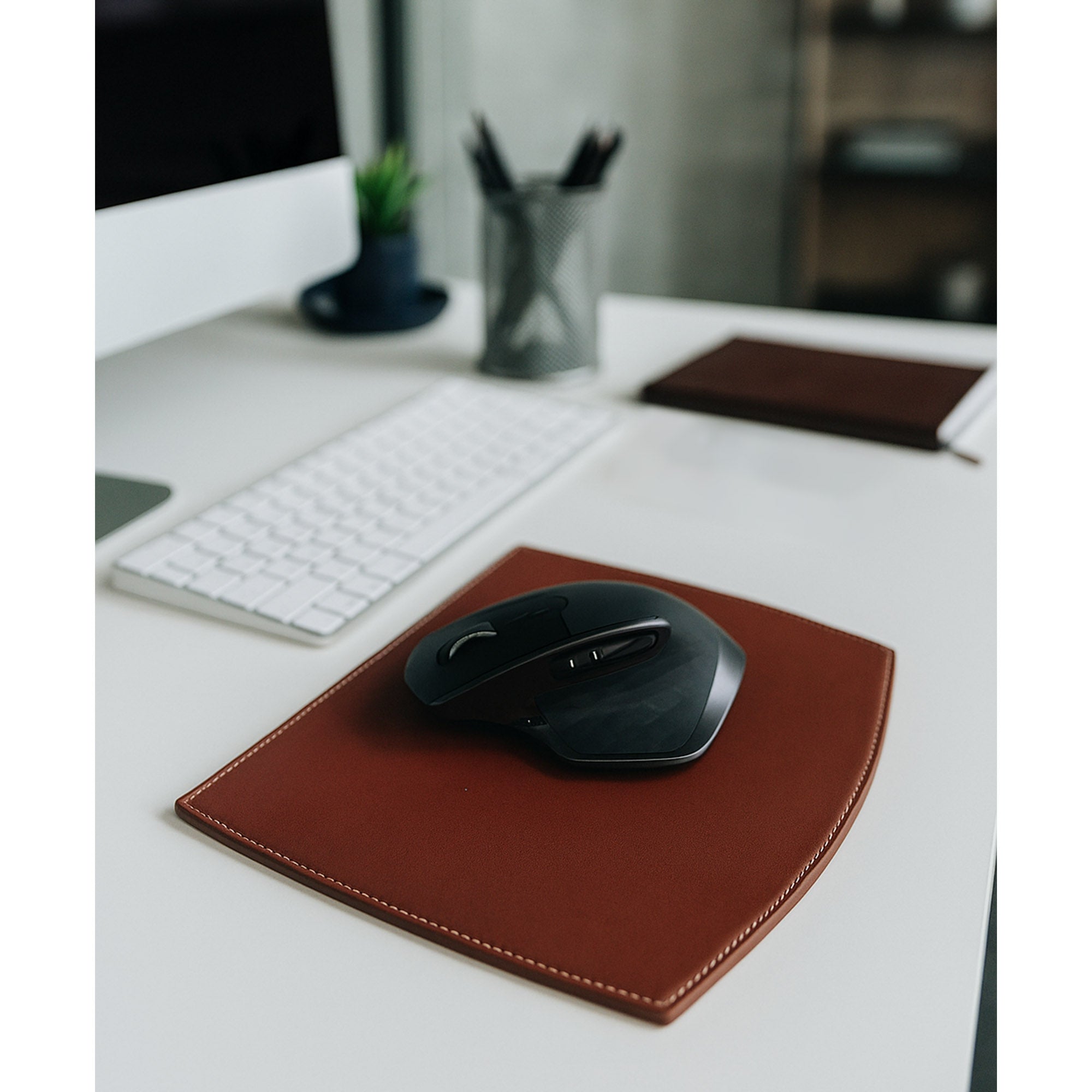 Rustic Brown Leather Mouse Pad