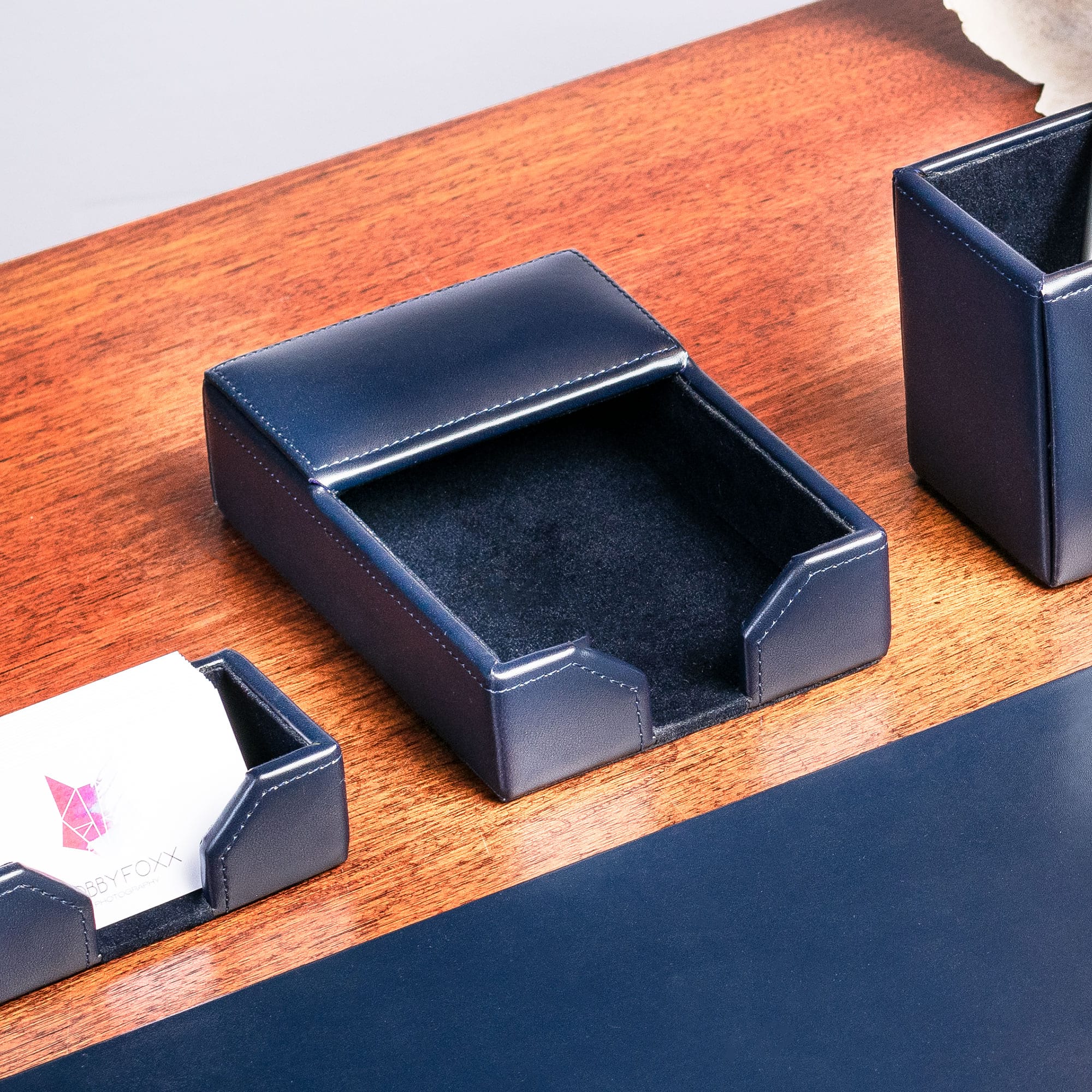 Navy Blue Bonded Leather 4" x 6" Memo Holder