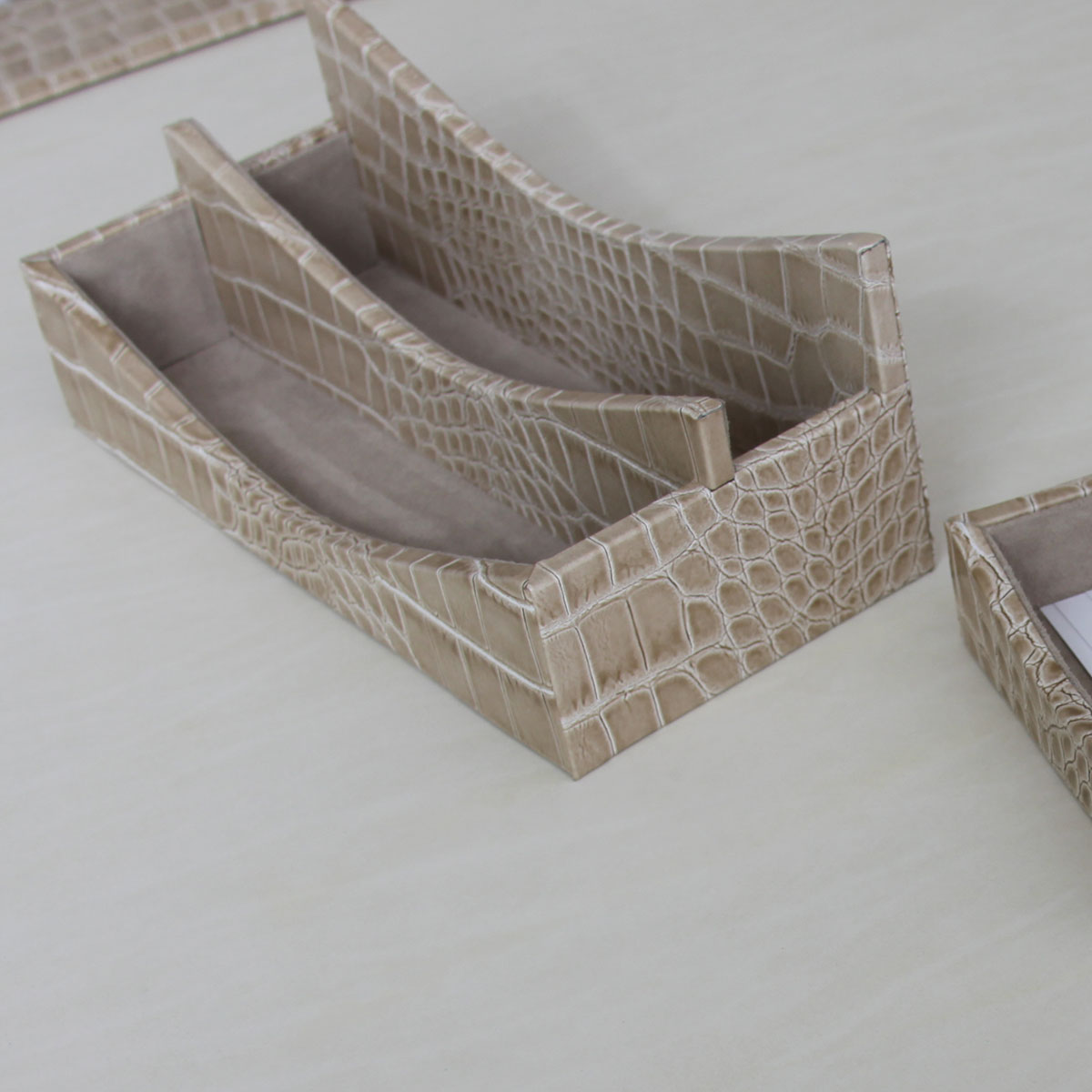 Protacini Breeze Beige Italian Crocodile Leather Letter Holder