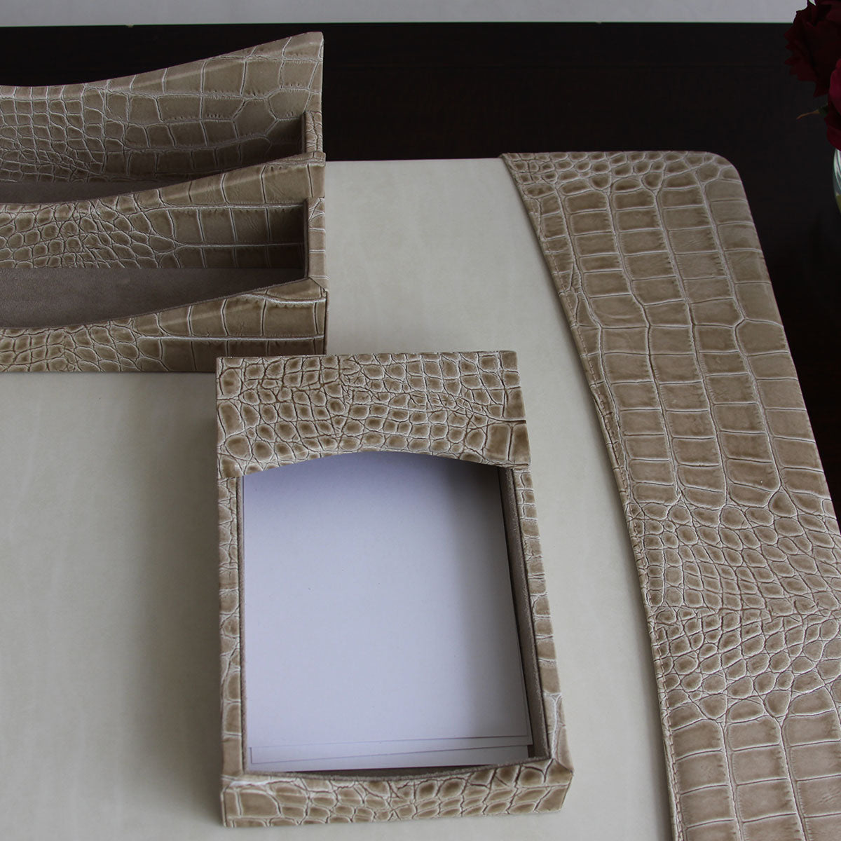 Protacini Breeze Beige Italian Crocodile Leather 4 x 6 Memo Holder
