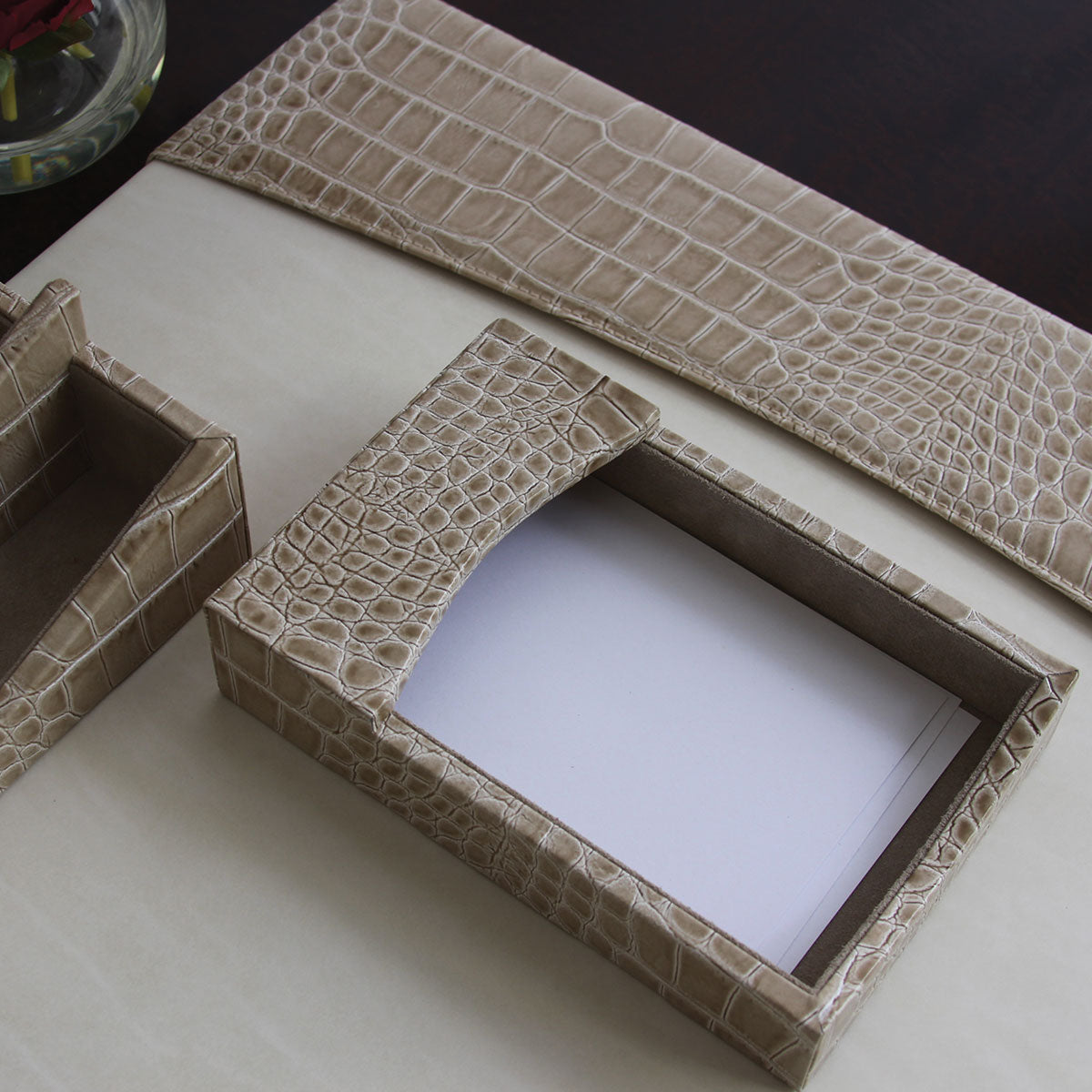 Protacini Breeze Beige Italian Crocodile Leather 4 x 6 Memo Holder