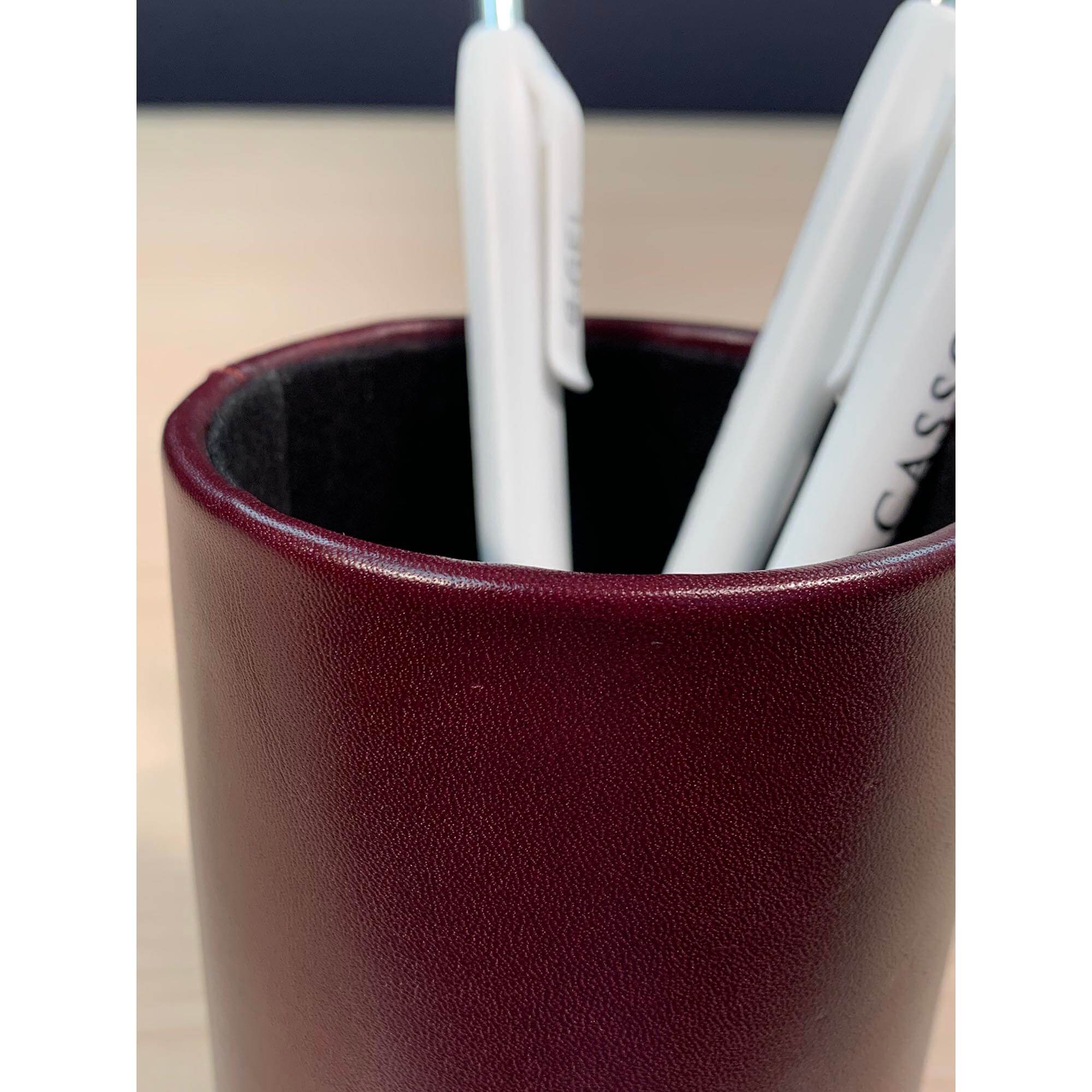 Two-Tone Leather Round Pencil Cup
