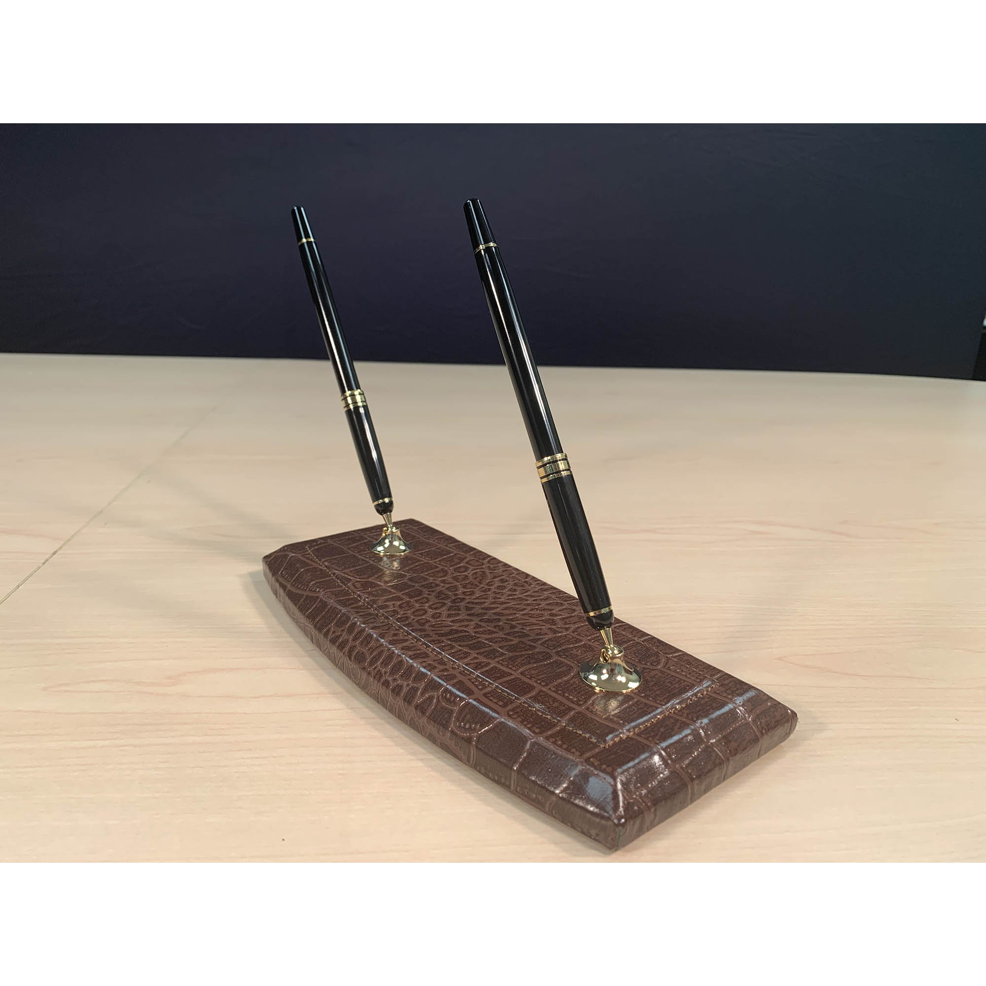 Brown Crocodile Embossed Leather 10-Piece Desk Set