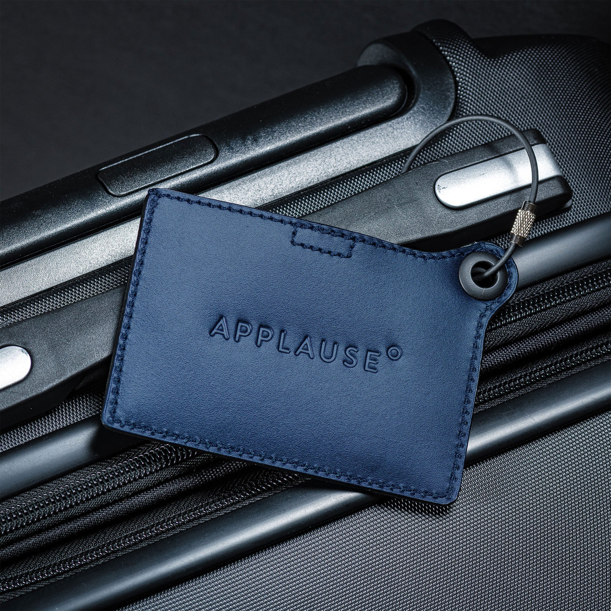 Travelers Envy Leather Luggage Tag with Metal Cable - Navy Blue