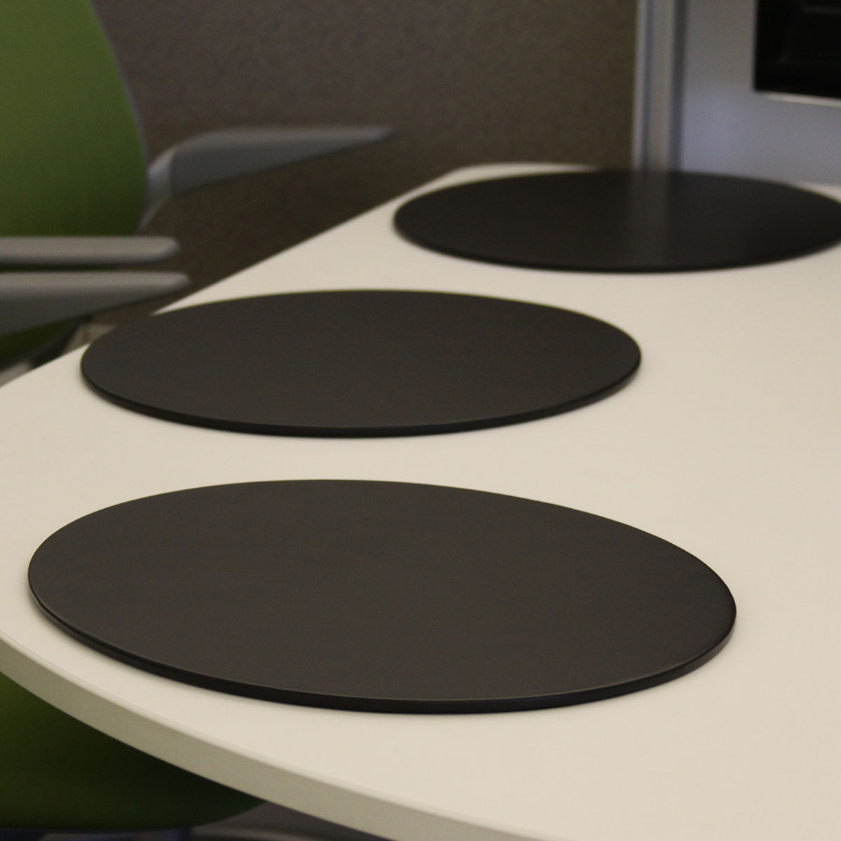 Classic Black Leather 17" x 14" Oval Conference Pad