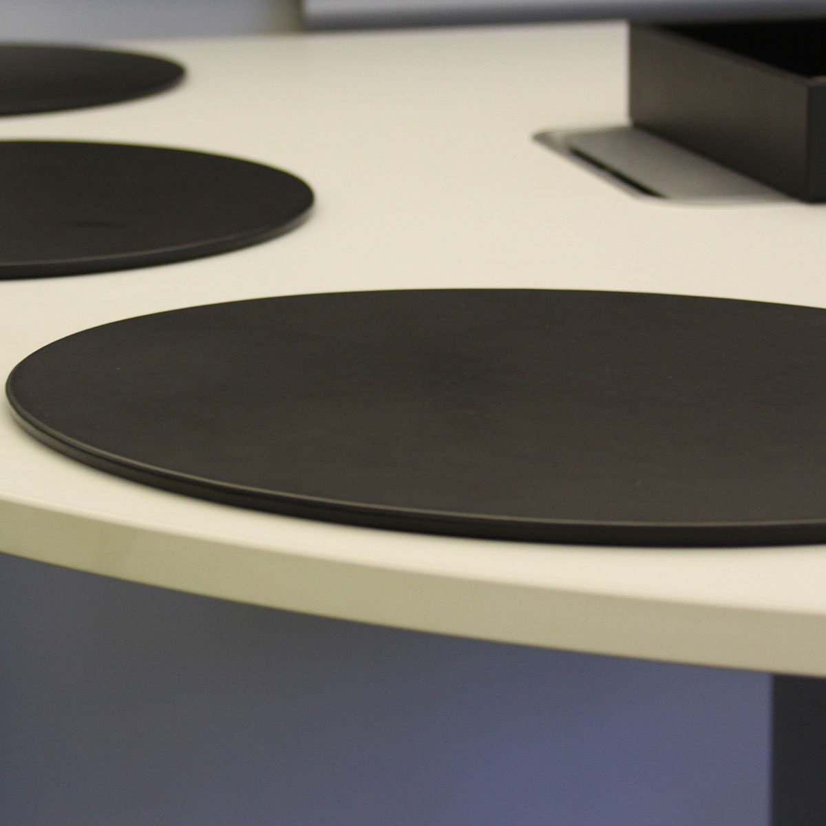 Classic Black Leather 17" x 14" Oval Conference Pad