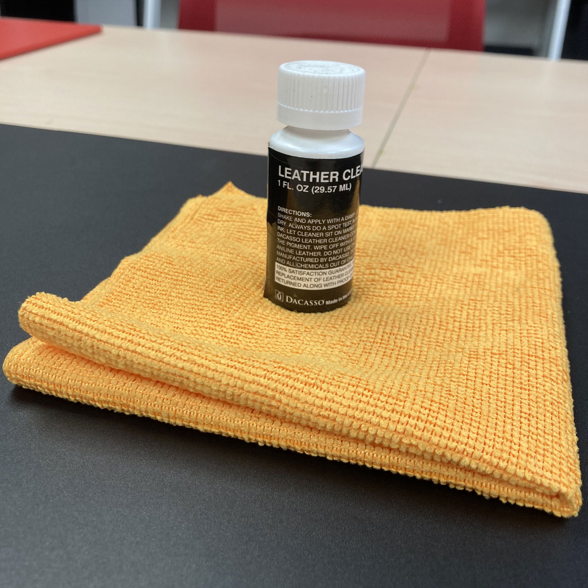 Dacasso 1 oz Leather Cleaner Kit