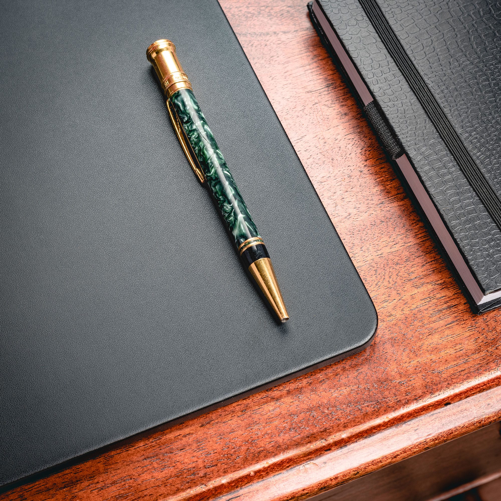 Black Leatherette 22" x 14" Conference Pad